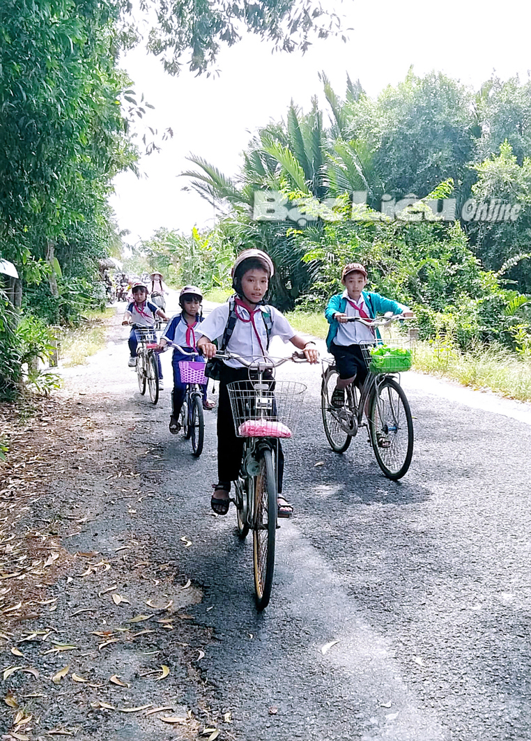 Tổng hợp 50+ hình ảnh học sinh đi xe đạp và những lợi ích của việc đi xe đạp đến trường